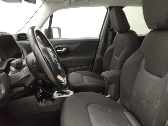 Photo of 2016 Black Jeep Renegade