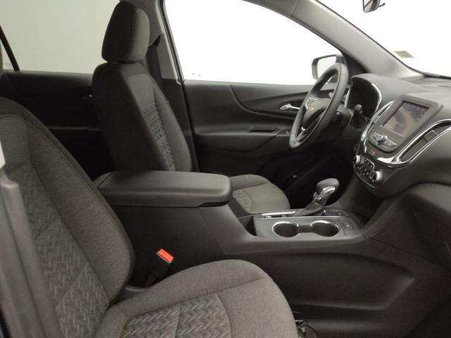 Photo of 2023 Mosaic Black Metallic Chevrolet Equinox