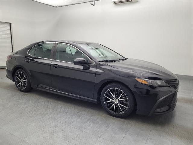 Photo of 2021 Midnight Black Metallic Toyota Camry