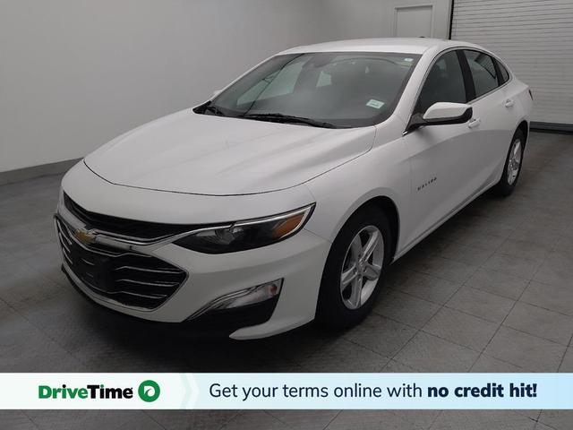 Photo of 2019 Summit White Chevrolet Malibu