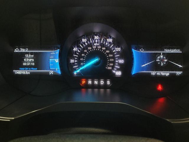 Photo of 2023 Agate Black Metallic Ford Edge