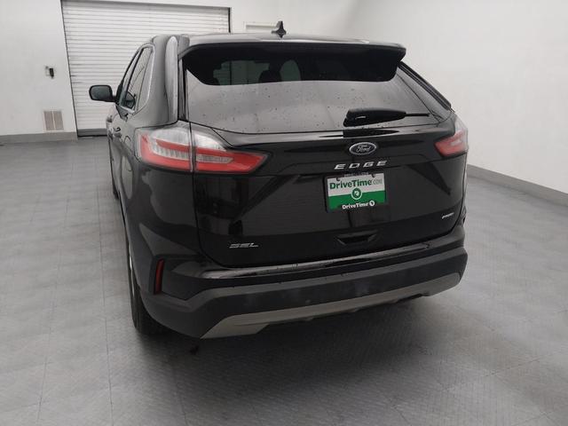 Photo of 2023 Agate Black Metallic Ford Edge