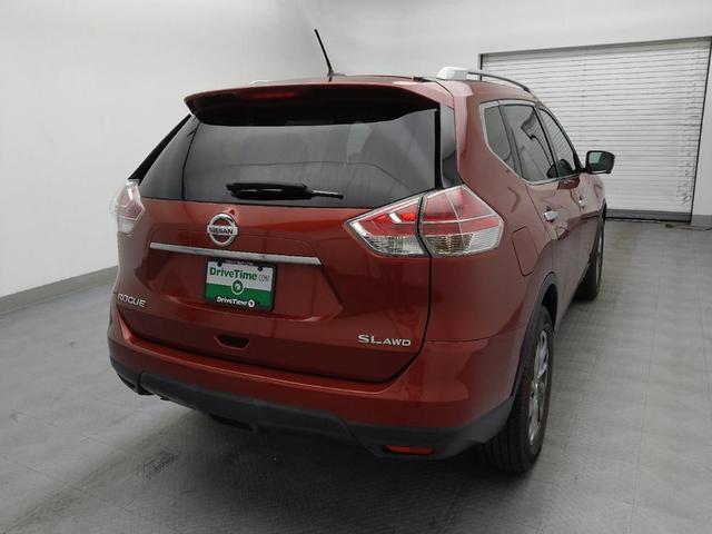 Photo of 2015 Cayenne Red Nissan Rogue