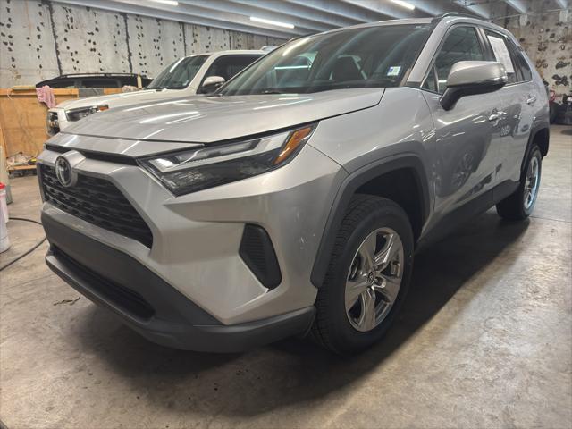 Photo of 2022 Silver Sky Metallic Toyota RAV4