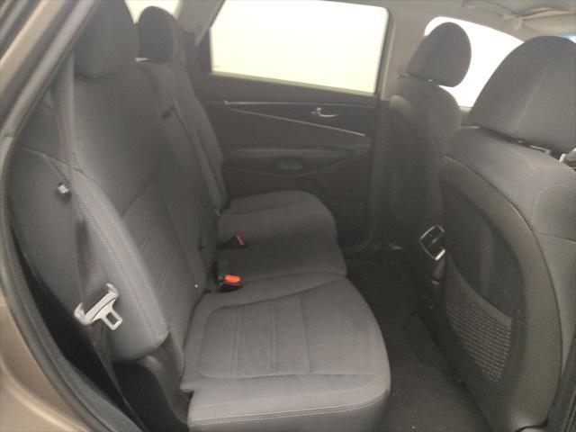 Photo of 2019 Dragon Brown Kia Sorento