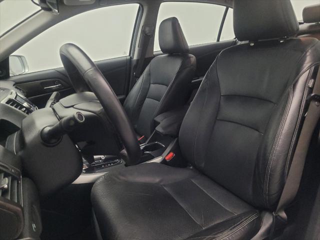 Photo of 2014 Alabaster Silver Metallic Honda Accord