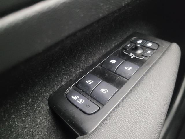 Photo of 2021 Black Volvo XC40