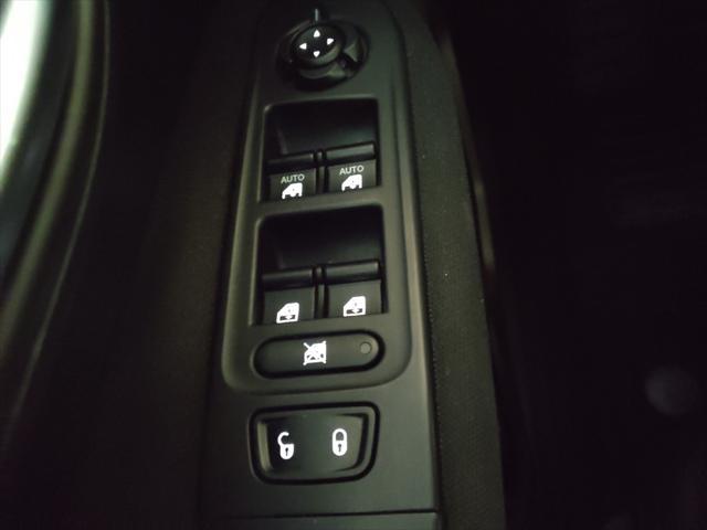 Photo of 2015 Omaha Orange Jeep Renegade