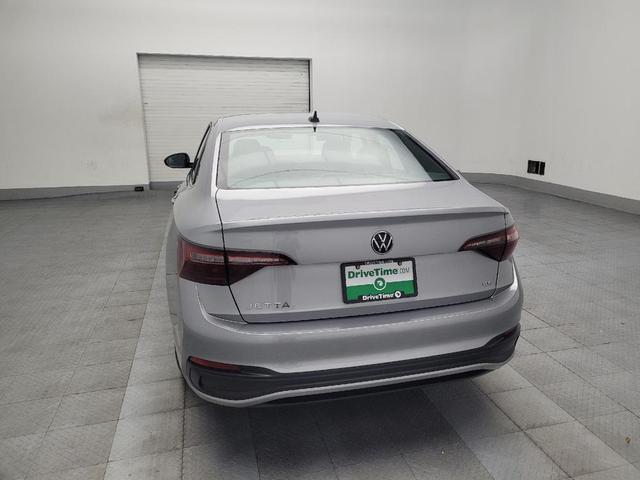 Photo of 2024 Pyrite Silver Metallic Volkswagen Jetta