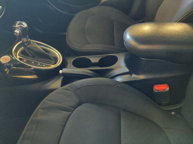 Photo of 2018 White Kia Soul