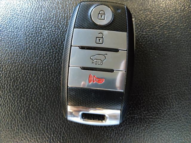 Photo of 2018 White Kia Soul