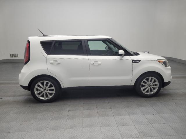 Photo of 2018 White Kia Soul