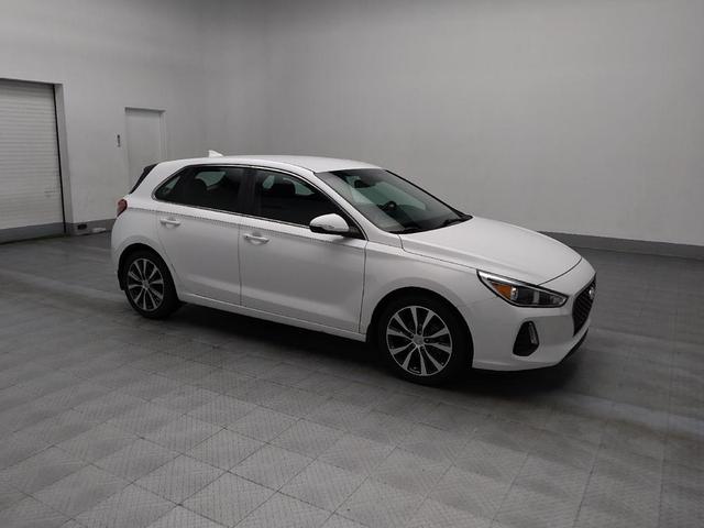 Photo of 2018 Ceramic White Hyundai Elantra GT