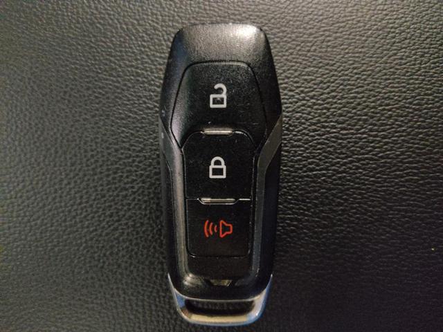 Photo of 2017 Gray Ford Explorer