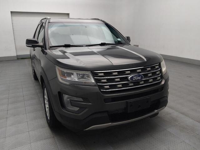 Photo of 2017 Gray Ford Explorer