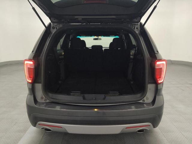 Photo of 2017 Gray Ford Explorer