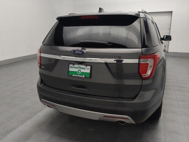 Photo of 2017 Gray Ford Explorer