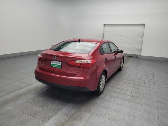 Photo of 2016 Crimson Red Metallic Kia Forte