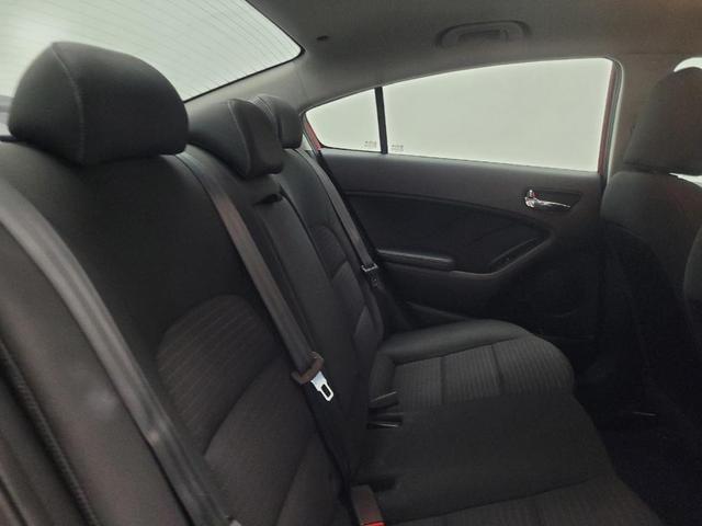 Photo of 2016 Crimson Red Metallic Kia Forte