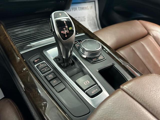 Photo of 2017 Alpine White BMW X5
