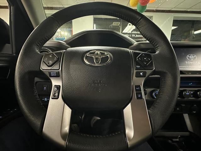 Photo of 2022 Blue Crush Metallic Toyota Tacoma