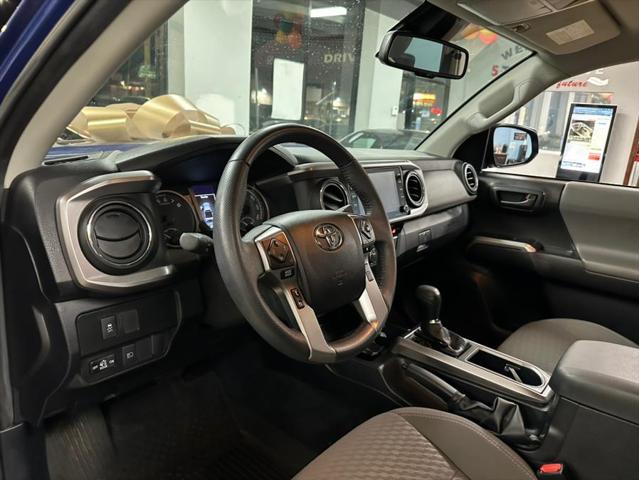 Photo of 2022 Blue Crush Metallic Toyota Tacoma