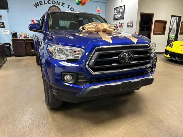 Photo of 2022 Blue Crush Metallic Toyota Tacoma
