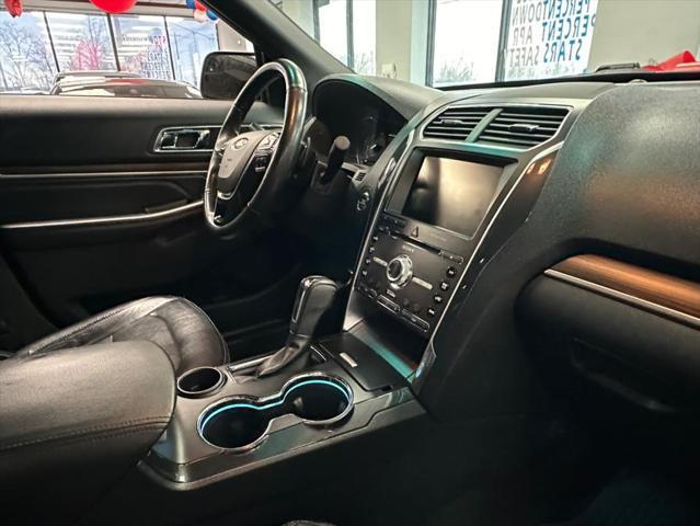 Photo of 2016 Shadow Black Ford Explorer