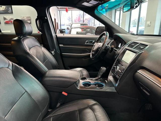 Photo of 2016 Shadow Black Ford Explorer