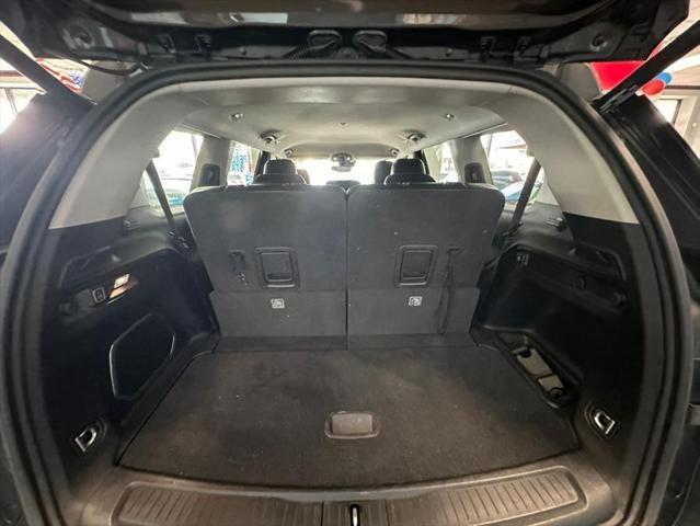 Photo of 2021 Baltic Gray Metallic Clearcoat Jeep Grand Cherokee L
