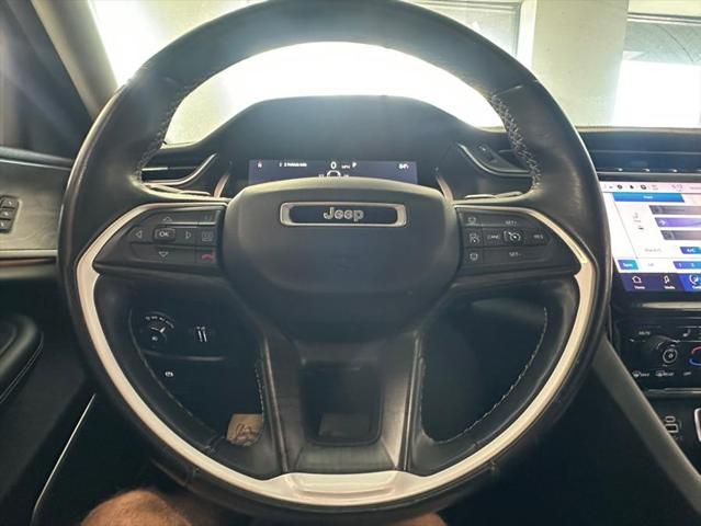 Photo of 2021 Baltic Gray Metallic Clearcoat Jeep Grand Cherokee L