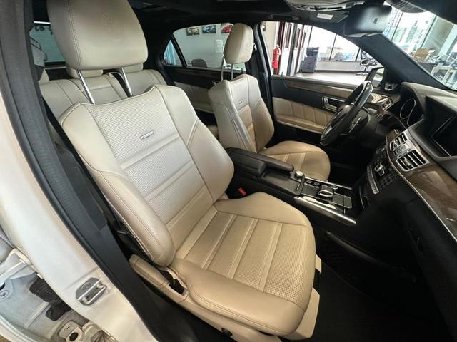 Photo of 2014 Polar White Mercedes-Benz E-Class