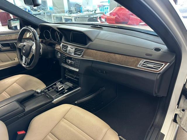 Photo of 2014 Polar White Mercedes-Benz E-Class