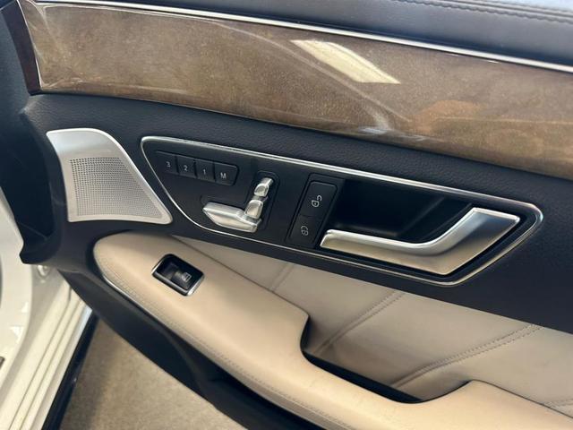 Photo of 2014 Polar White Mercedes-Benz E-Class