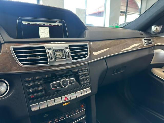 Photo of 2014 Polar White Mercedes-Benz E-Class