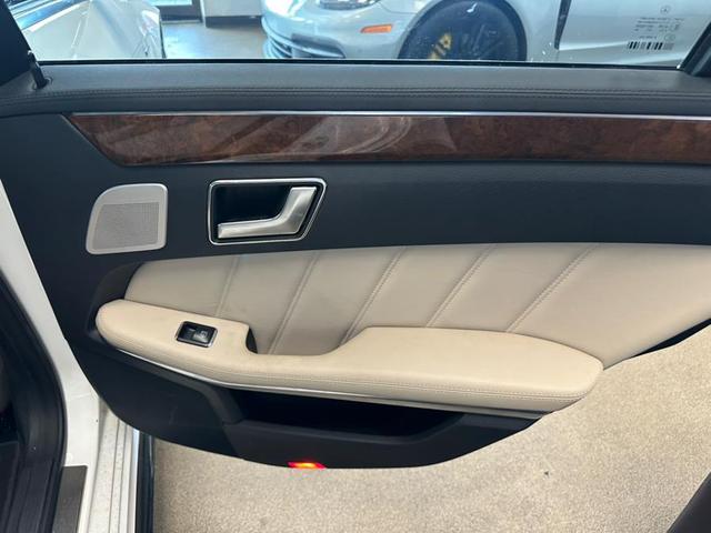 Photo of 2014 Polar White Mercedes-Benz E-Class