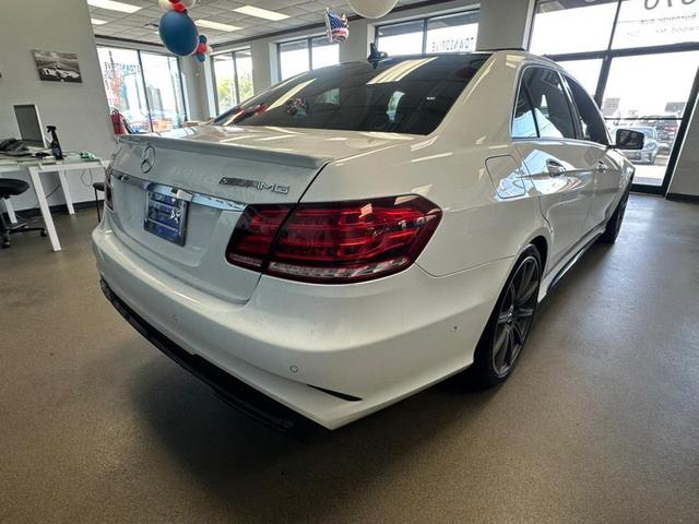 Photo of 2014 Polar White Mercedes-Benz E-Class
