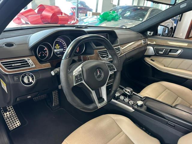 Photo of 2014 Polar White Mercedes-Benz E-Class