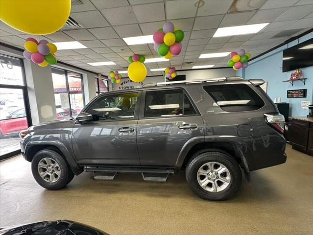 Photo of 2022 Magnetic Gray Metallic Toyota 4Runner
