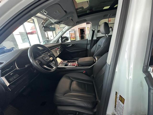 Photo of 2020 Carrara White Audi Q7