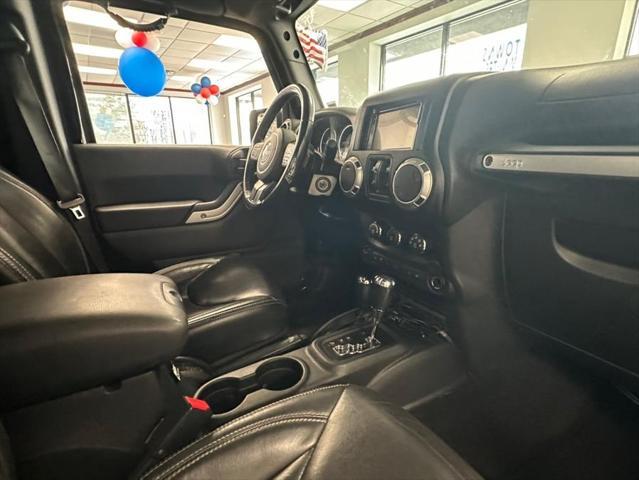Photo of 2017 Black Clearcoat Jeep Wrangler Unlimited