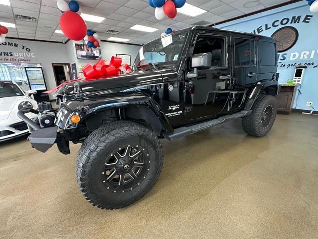 Photo of 2017 Black Clearcoat Jeep Wrangler Unlimited