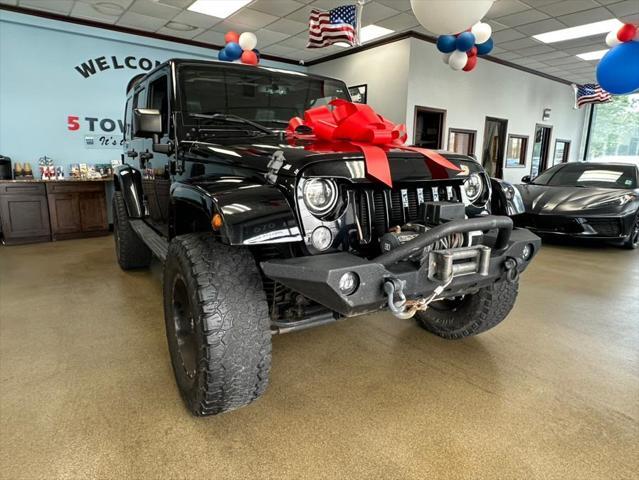 Photo of 2017 Black Clearcoat Jeep Wrangler Unlimited