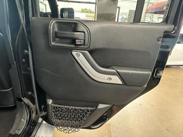 Photo of 2017 Black Clearcoat Jeep Wrangler Unlimited
