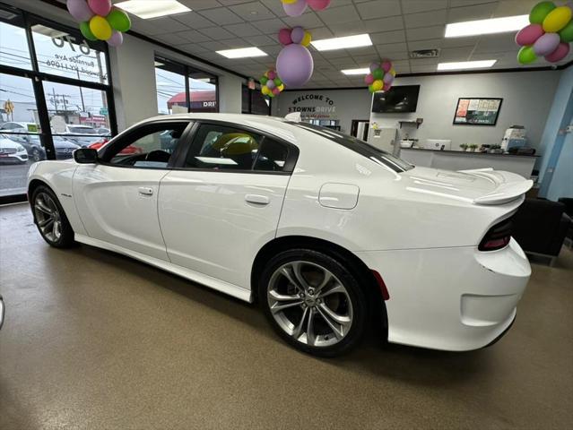 Photo of 2021 White Knuckle Clearcoat Dodge Charger