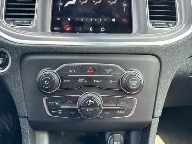 Photo of 2021 White Knuckle Clearcoat Dodge Charger