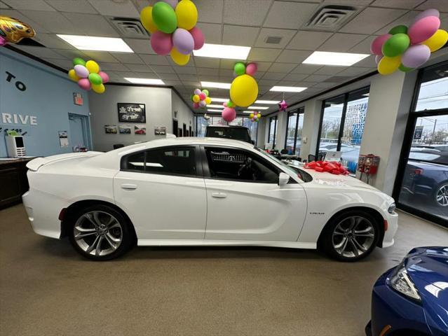 Photo of 2021 White Knuckle Clearcoat Dodge Charger