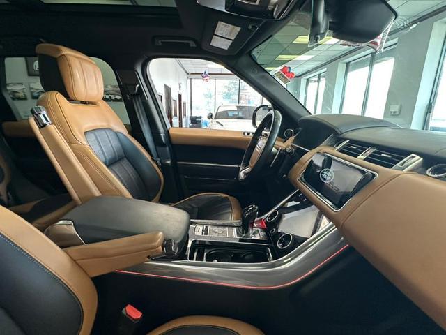Photo of 2019 Fuji White Land Rover Range Rover Sport