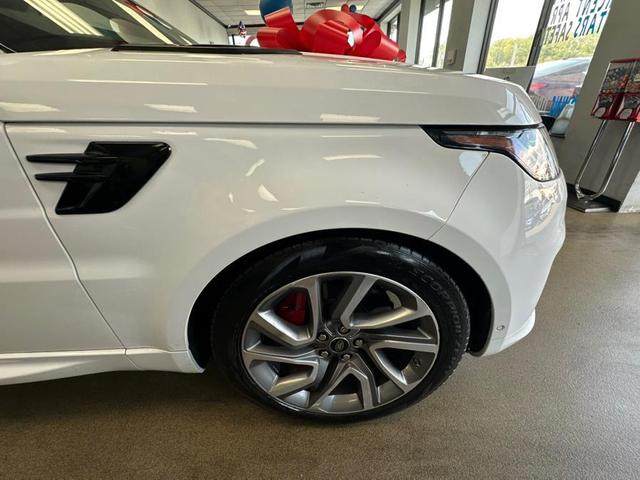 Photo of 2019 Fuji White Land Rover Range Rover Sport