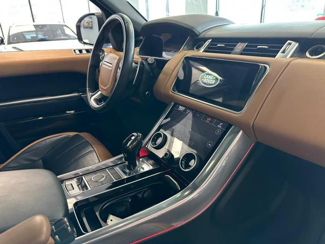 Photo of 2019 Fuji White Land Rover Range Rover Sport